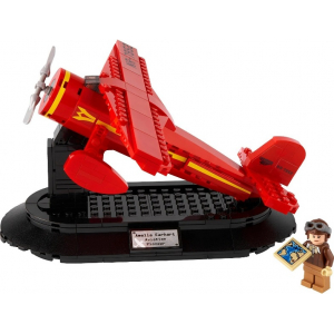 LEGO® Set Amelia Earhart Tribute